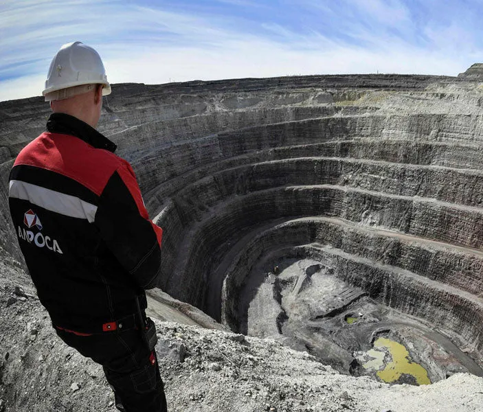 Open pit mine